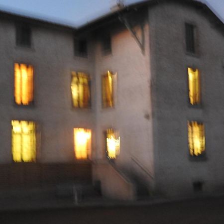 Domaine De Laverchere Pommiers-en-Forez Exterior foto