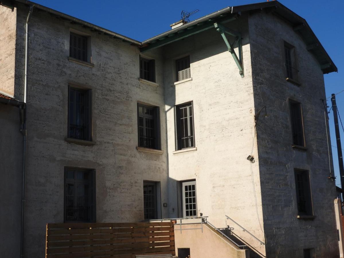 Domaine De Laverchere Pommiers-en-Forez Exterior foto